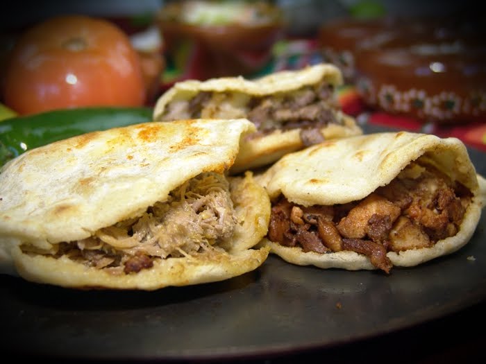 Gorditas rellenas