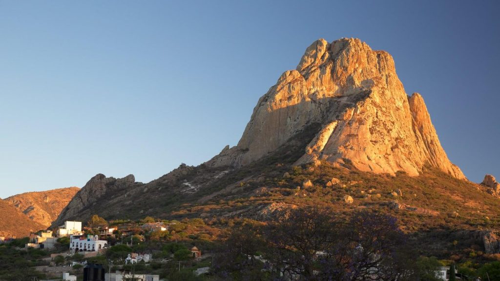 Peña de Bernal en Querétaro