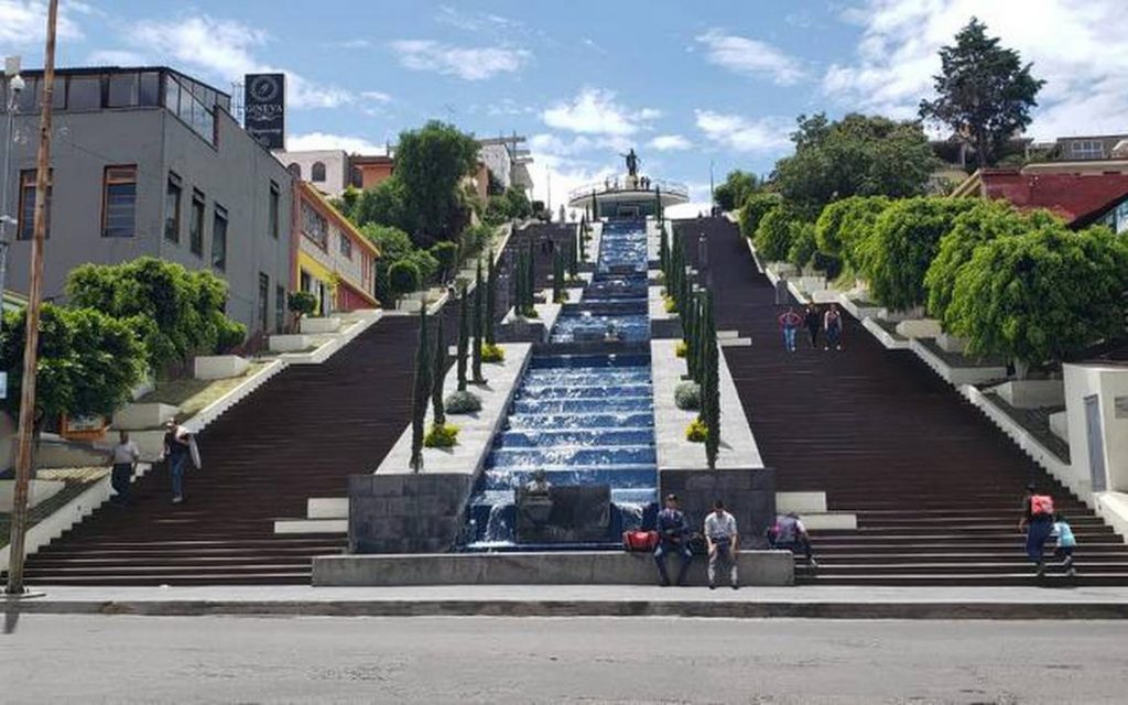 Escalinatas de los Héroes