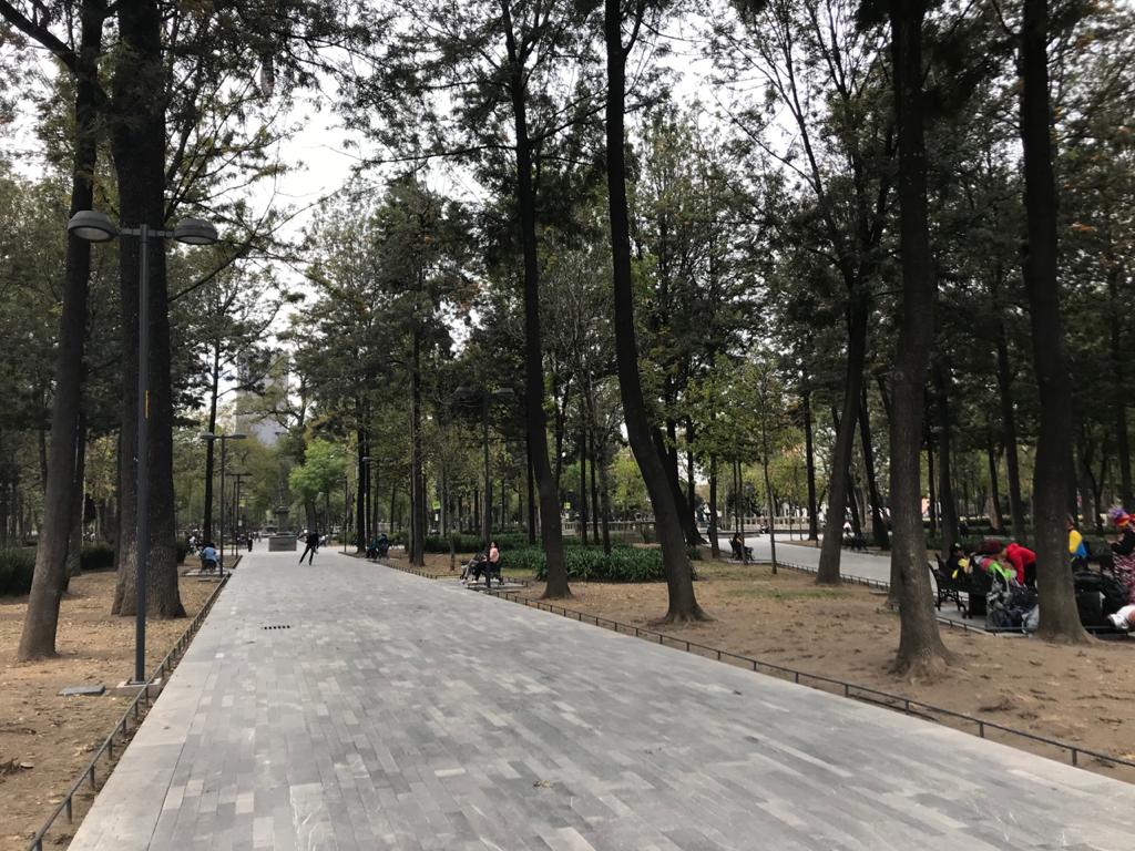 Pasillo de la Alameda Central