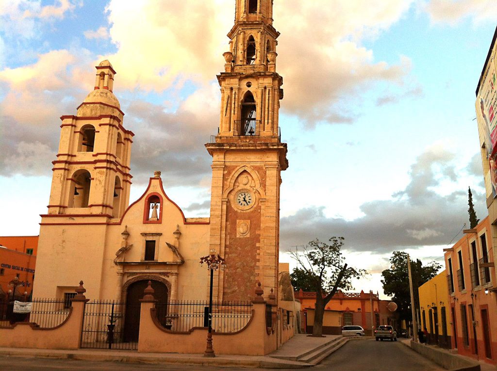 Templo de San Salvador en Matehuala
