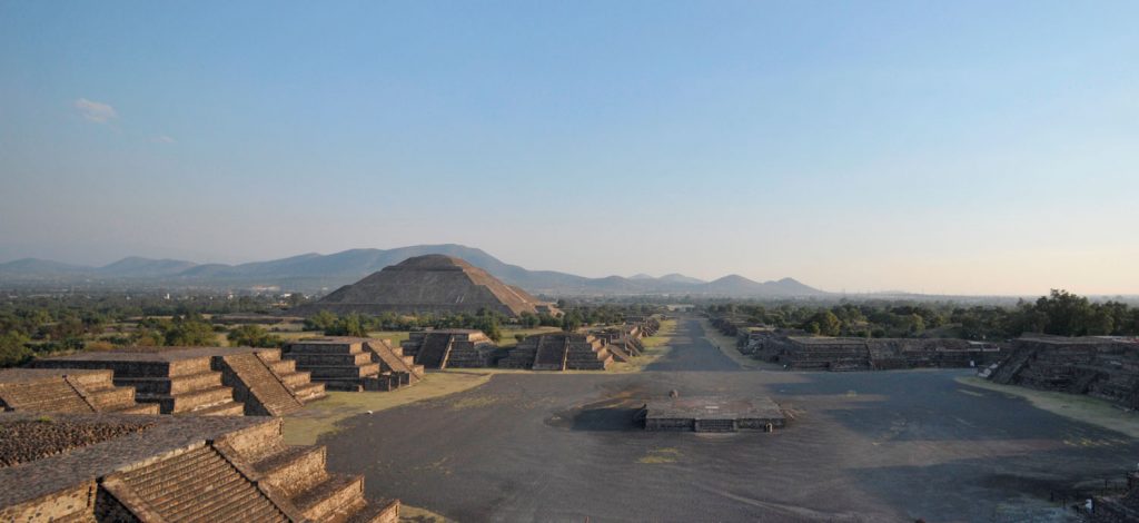 Teotihuacan visto desde la Pirámide de la Luna