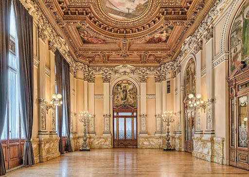 Salon del Museo Nacional de Arte